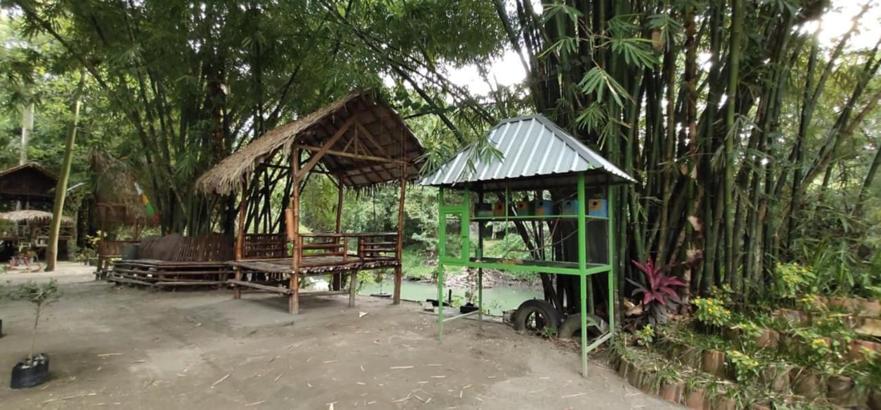 Gerbang Banyu Langit Cottage Бантул Экстерьер фото